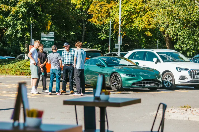 The July Meet, Castleton — photo 2